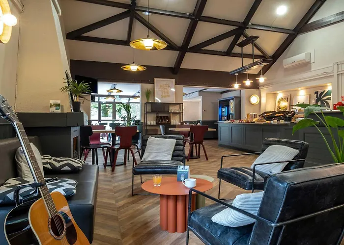 B&B Hotel Niort Sud Venise Verte